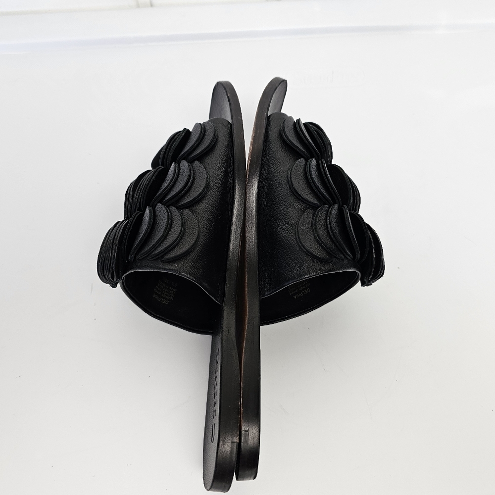 Mercedes Castillo Delphia  Black Lambskin Leather Petal Overlay Slide Ons Sz 8.5 - Picture 8 of 11